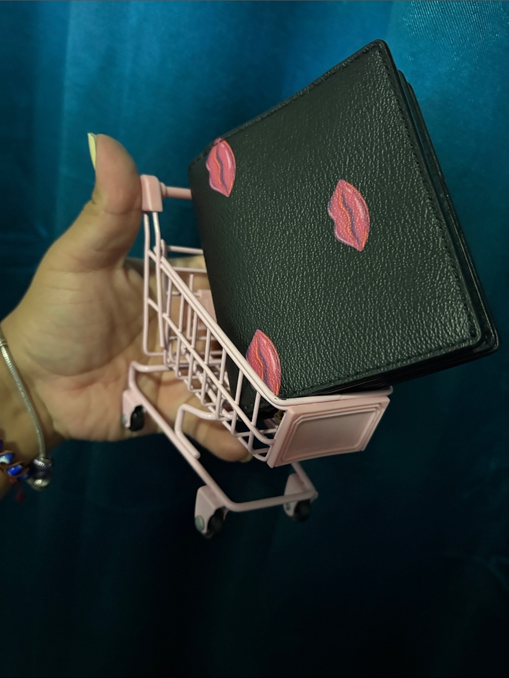 COACH Black Leather Wallet with Pink Kiss Print - Picture 9 of 9
